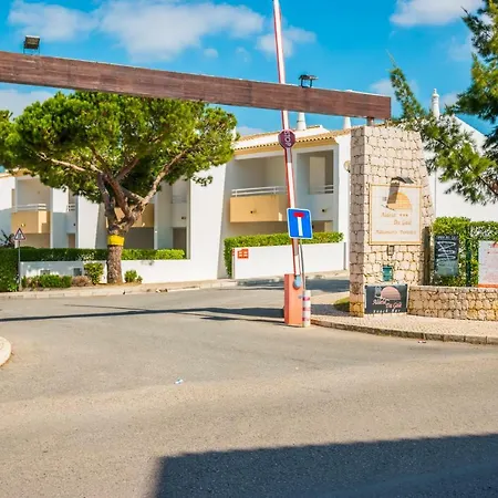 Aldeamento Turistico Aldeia Da Gale 假日公园 阿尔布费拉