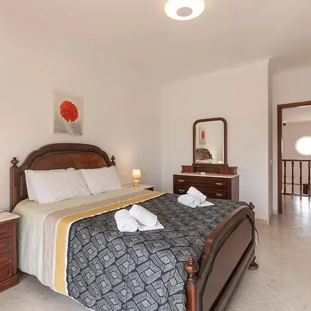 Vakantiepark Aldeamento Turistico Aldeia Da Gale 3*